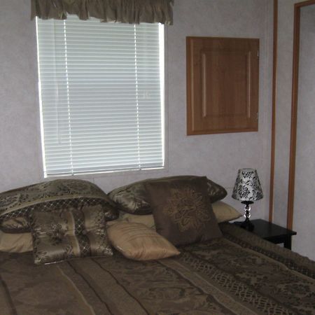 Harbor Lakes Rv Resort Port Charlotte Exterior photo